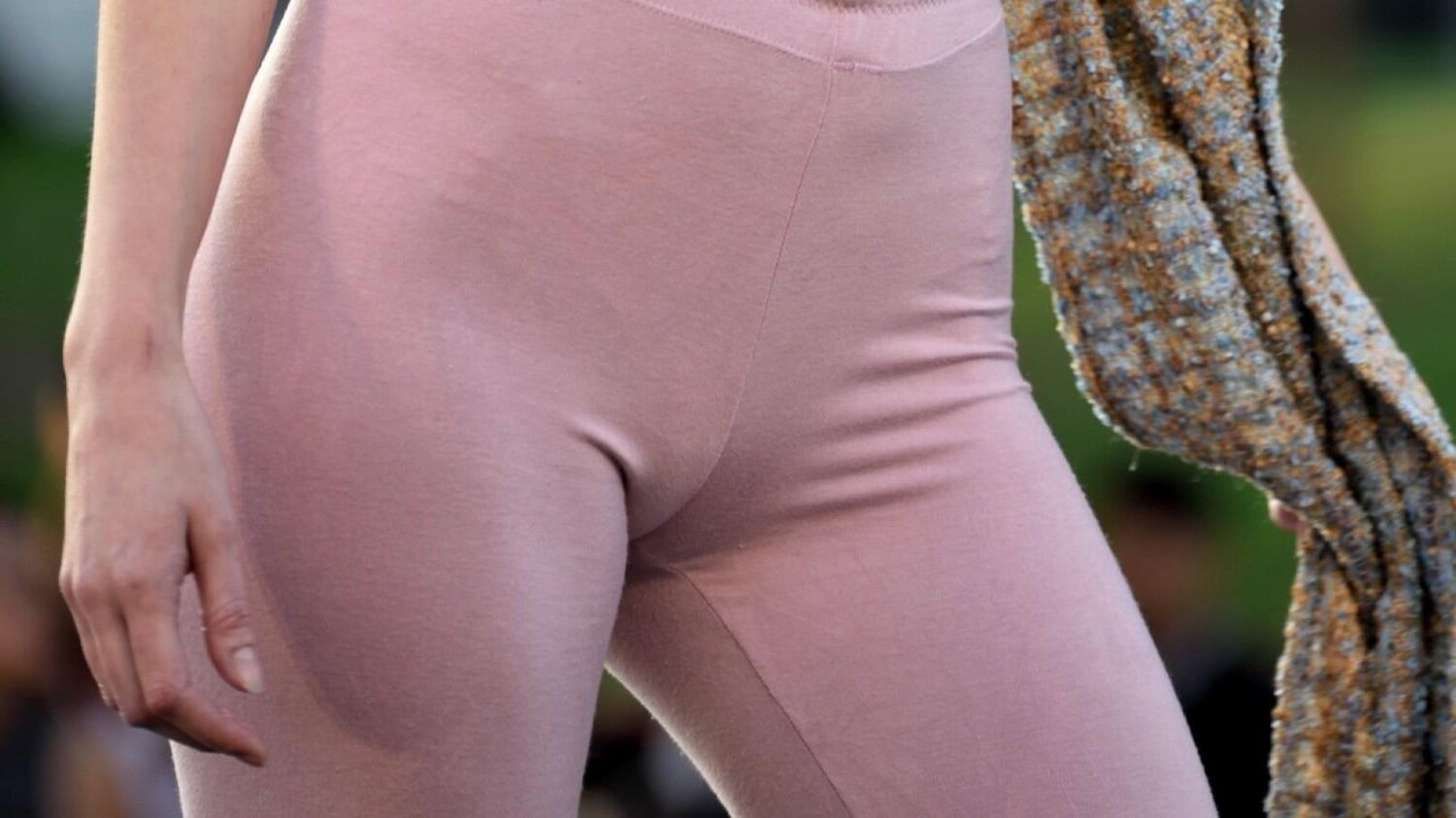  Searching for the ultimate camel toe