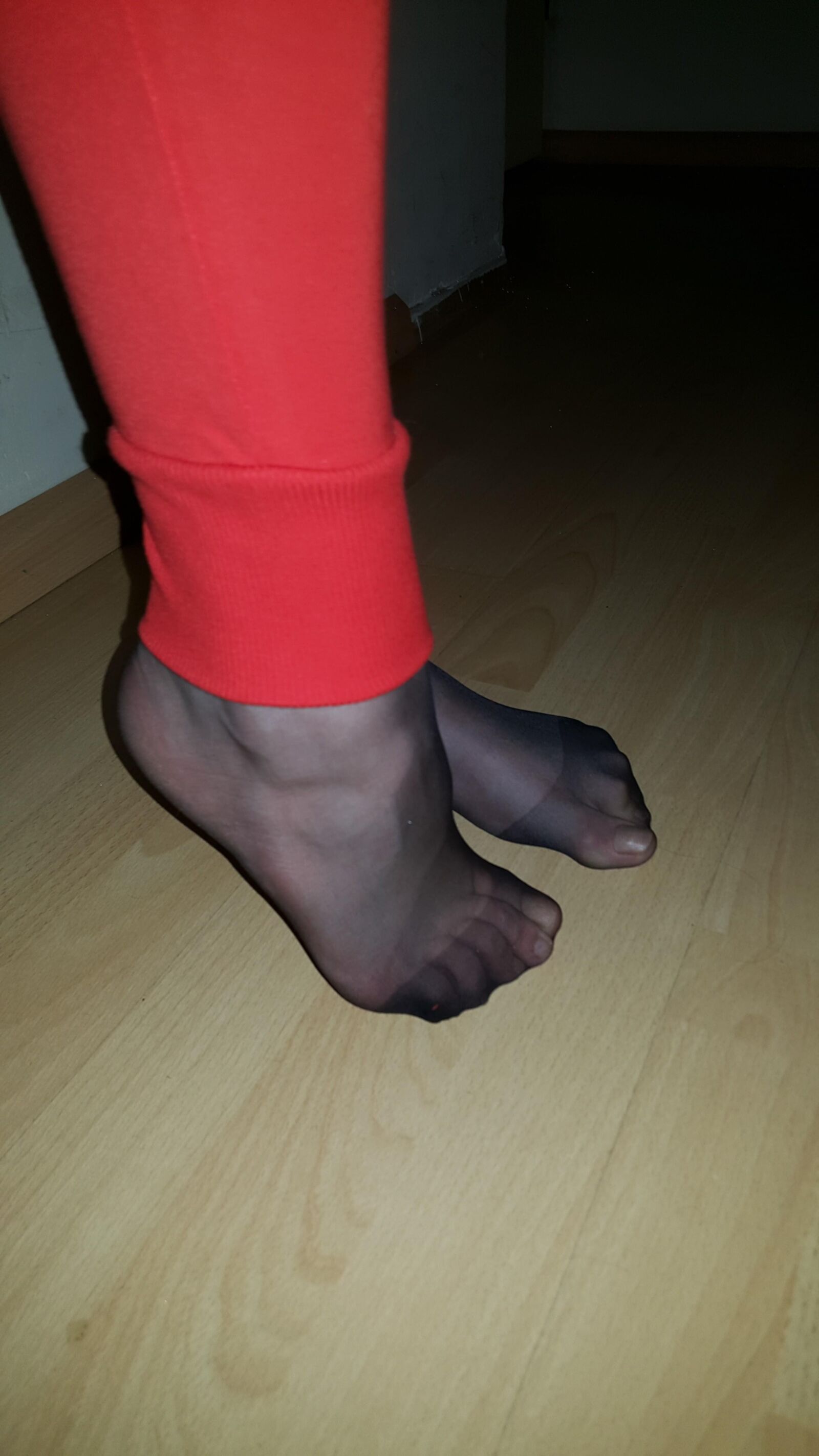 Mi esposa pies de nailon 2