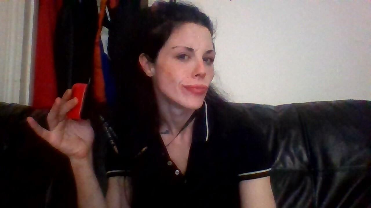 Vicky Victoria Walsh (SMILINGSEXPOT) facesitting onlyfans femdom