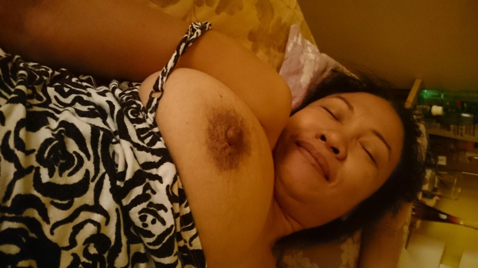 Filipina MILF esposa buceta peluda