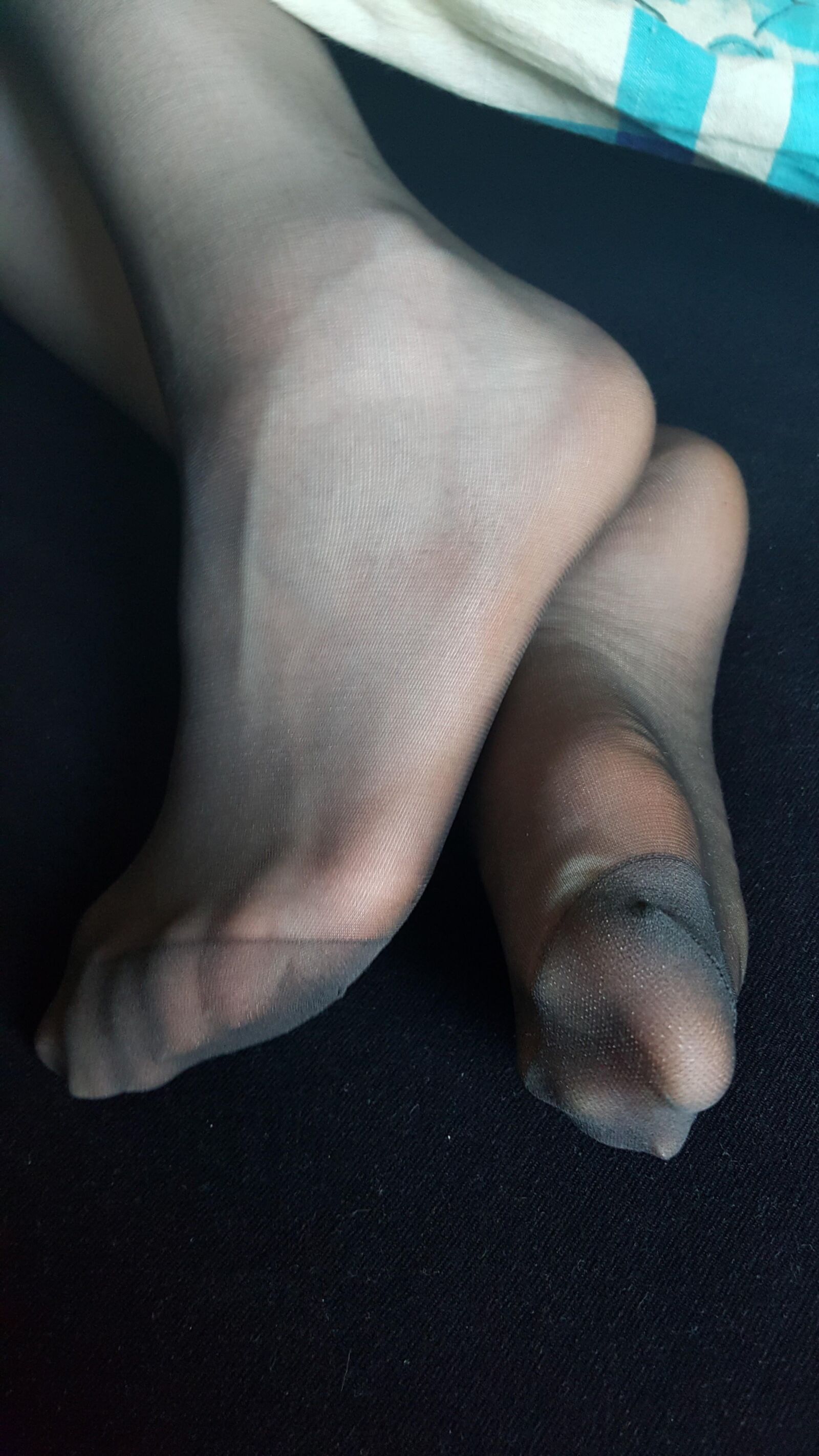 Mi esposa pies de nailon 2