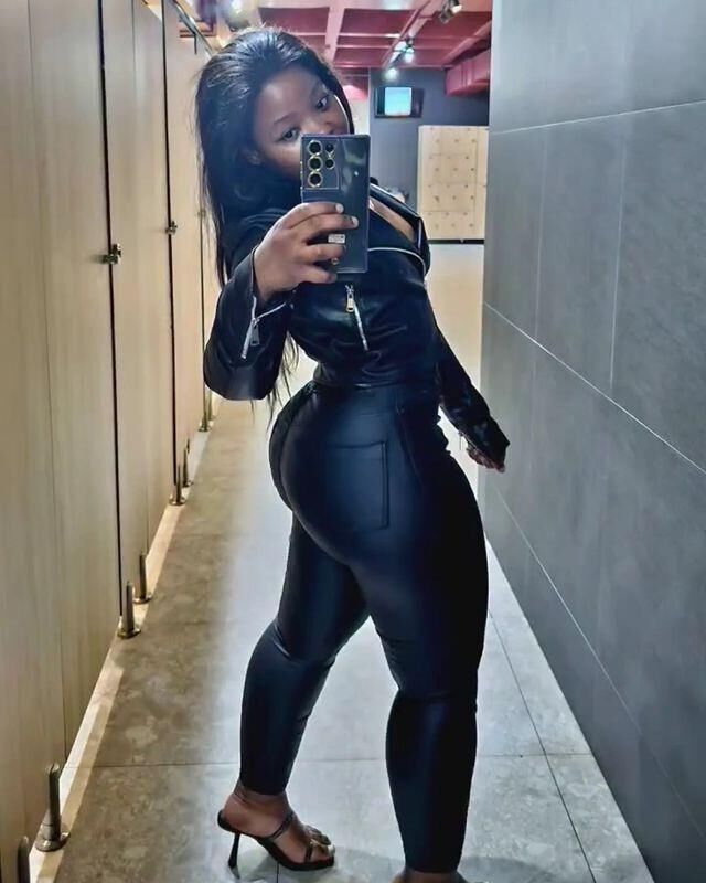 Big booty black women in leather 