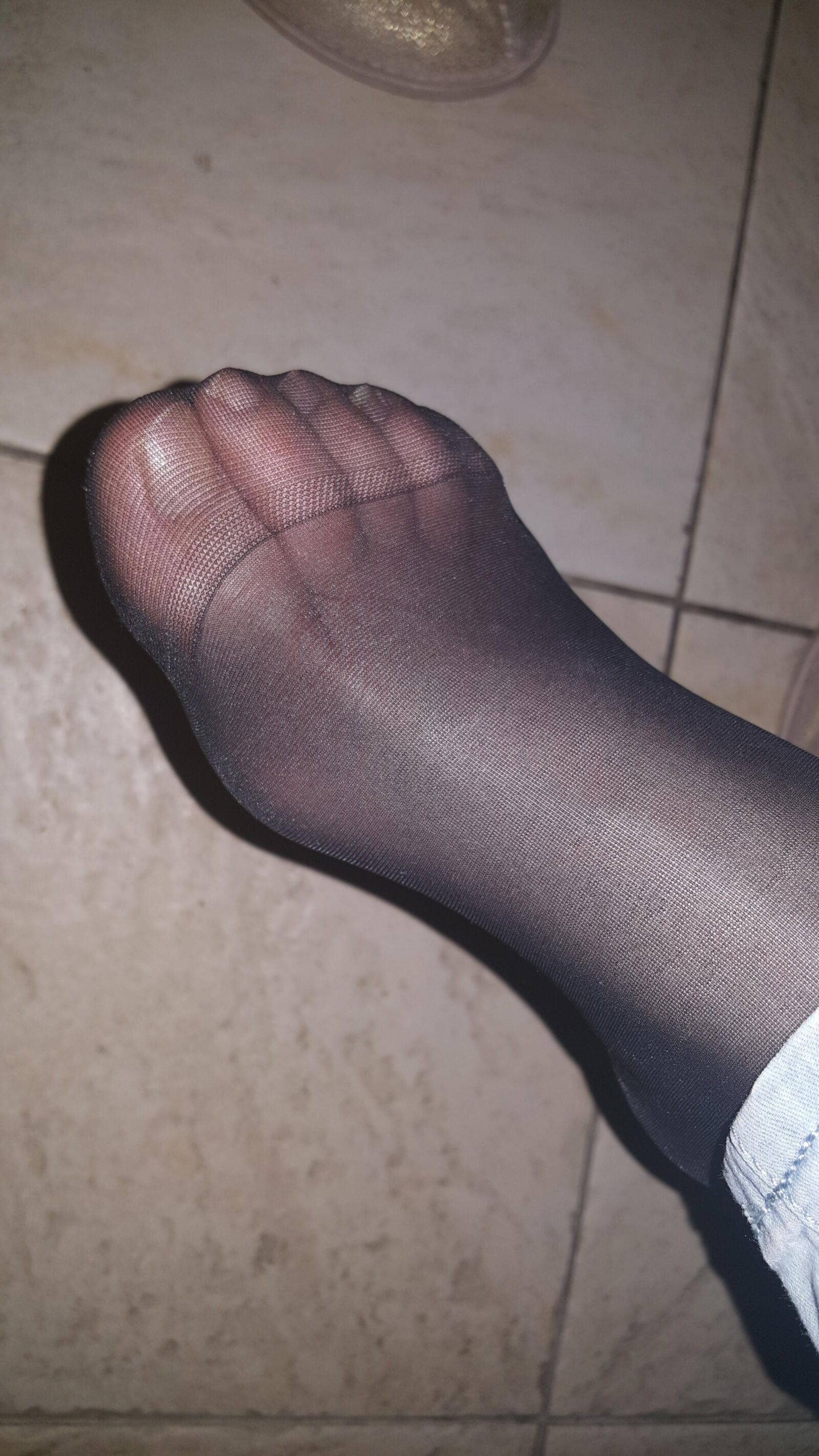 Mi esposa pies de nailon 2