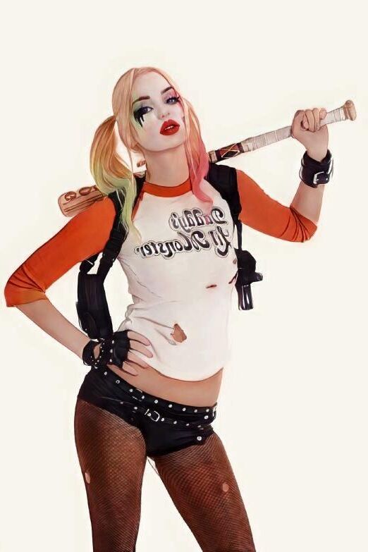 the evolution of Estonika - Harley Quinn