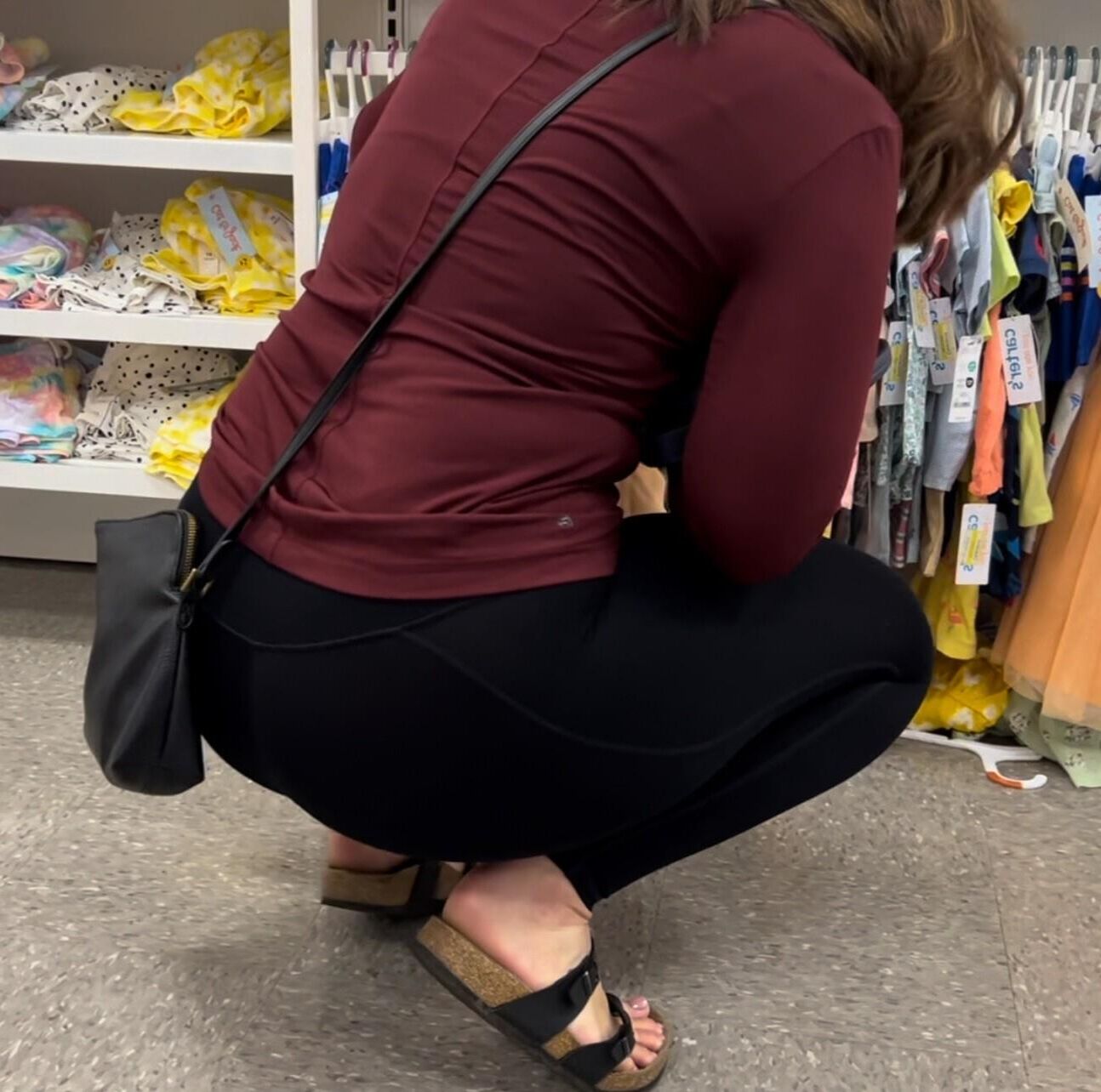 MILF PAWG perfection in black leggings