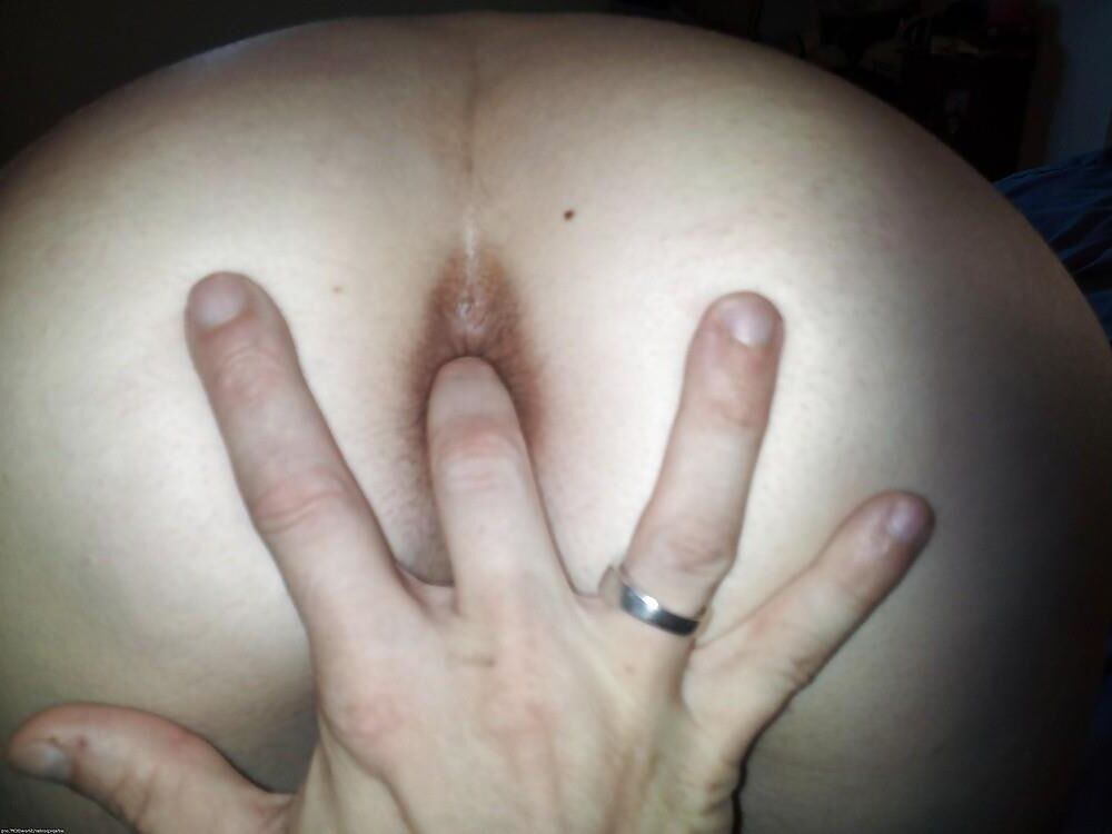 A finger in my wifes tight stink.