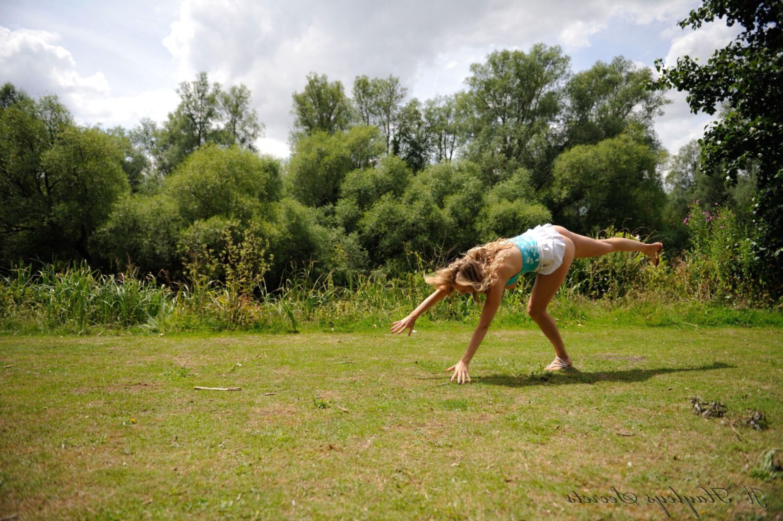 Hayley Marie Coppin Cartwheel