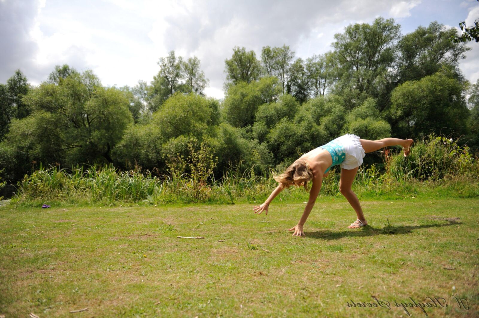 Hayley Marie Coppin Cartwheel