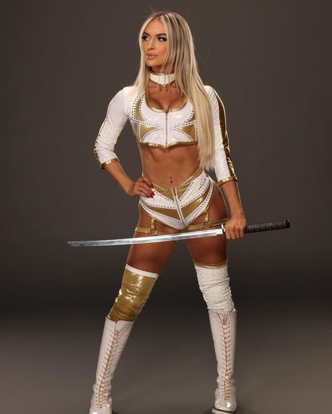 Pro Wrestling Sluts: Karmen Petrovic