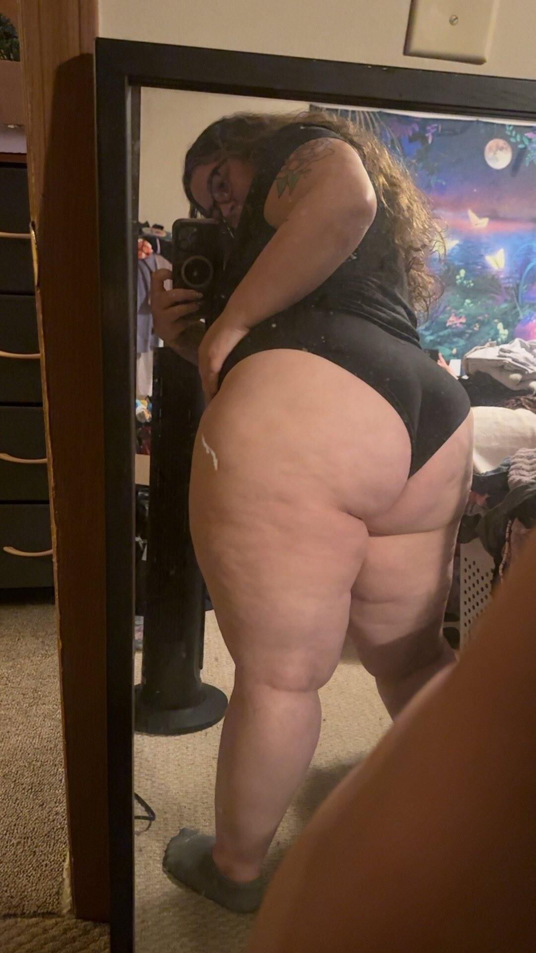 Kailyn Big Ass Big Tits Cruly Hair Sexy BBW Girl Mixed Hot Shots