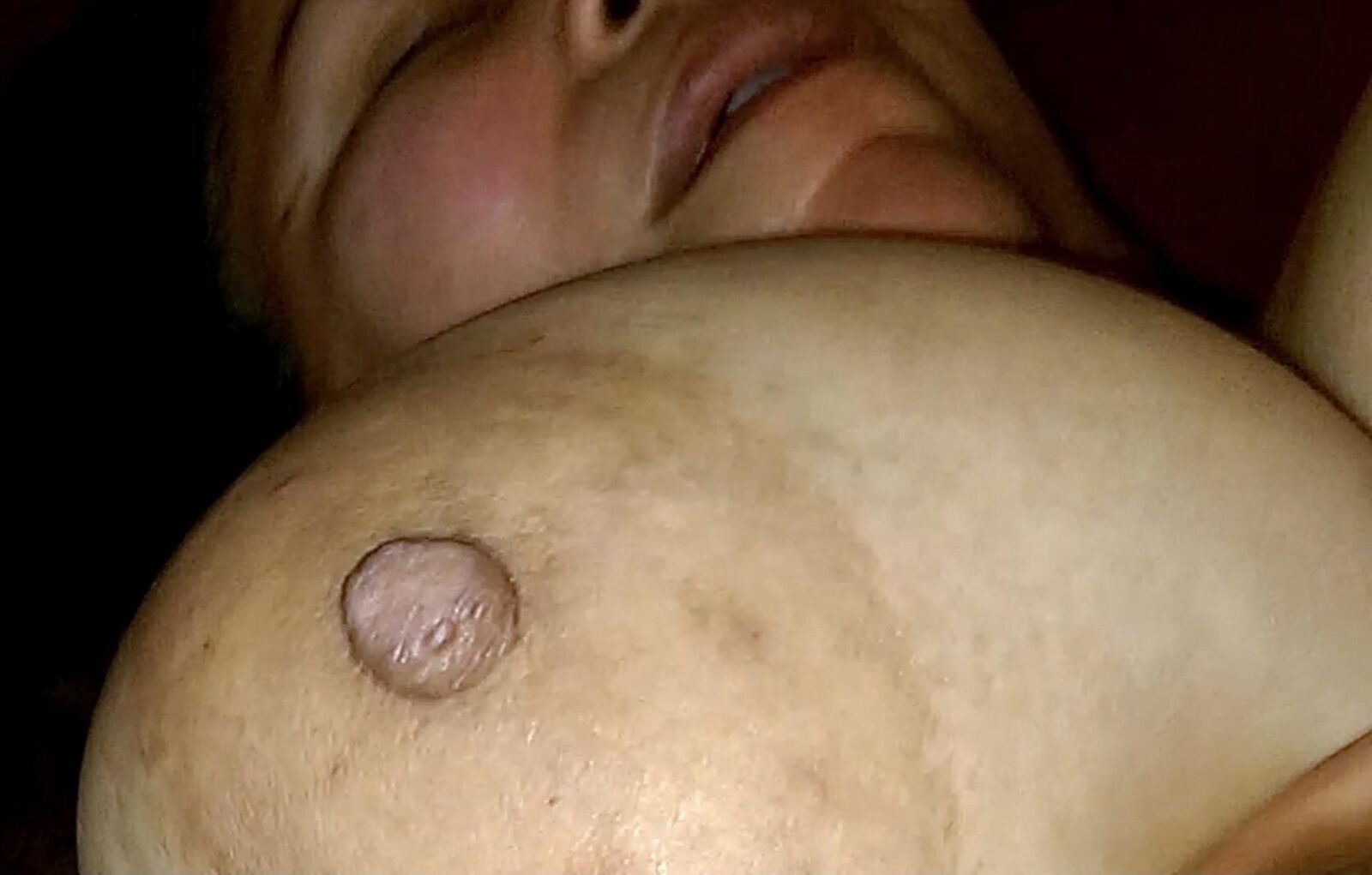 Can you suck her tits?