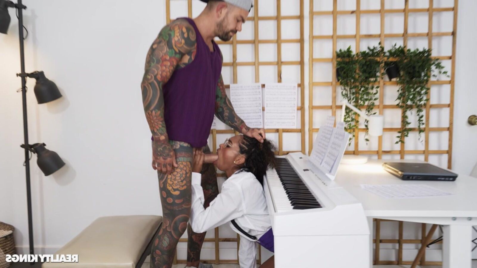 Barbie Rous yo Fucking The Piano Tutor