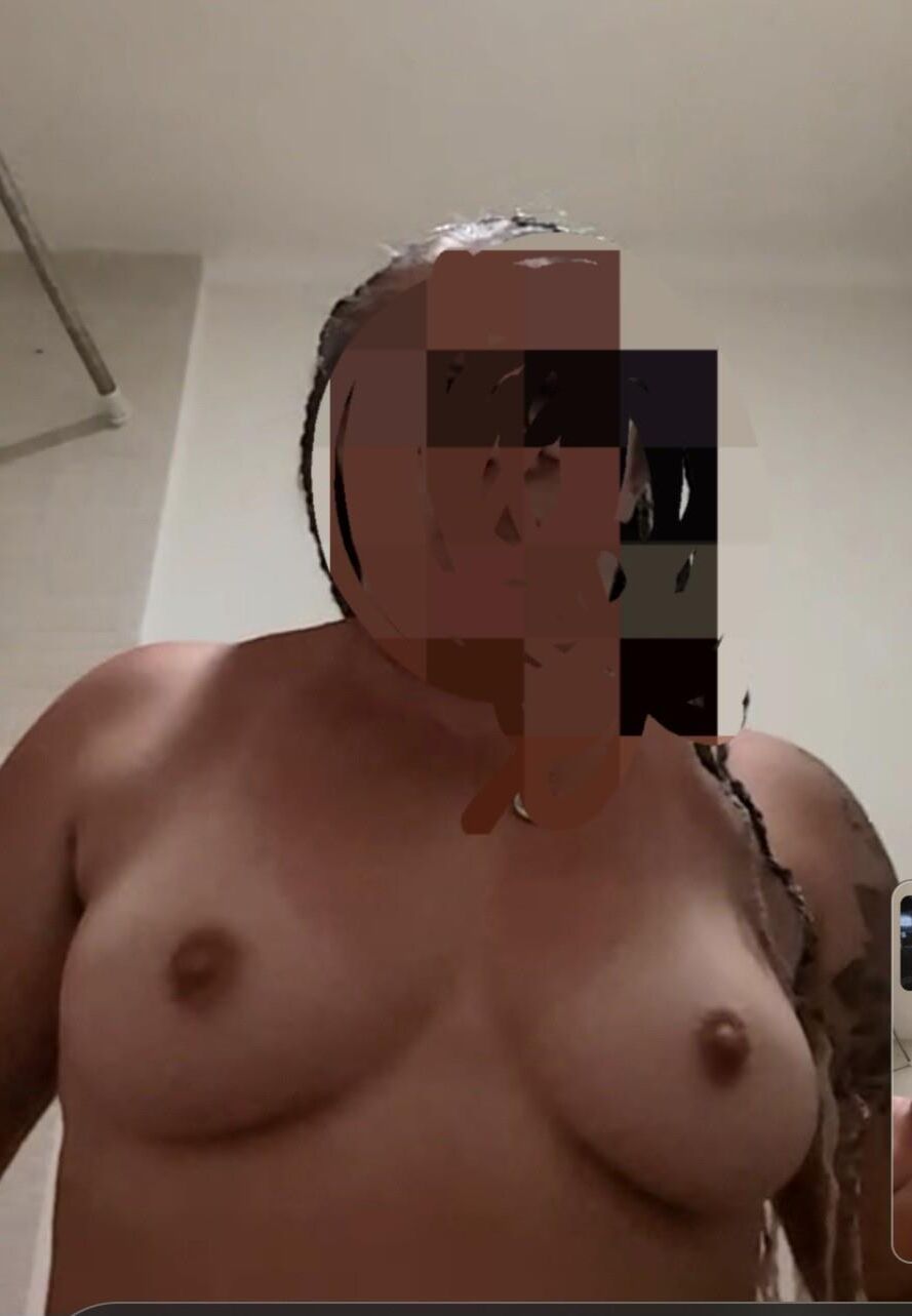 las tetas de mi esposa