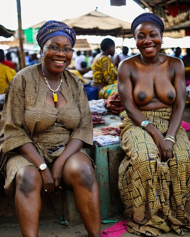 0046_AI_Generated - Beautiful and friendly women at Benin market