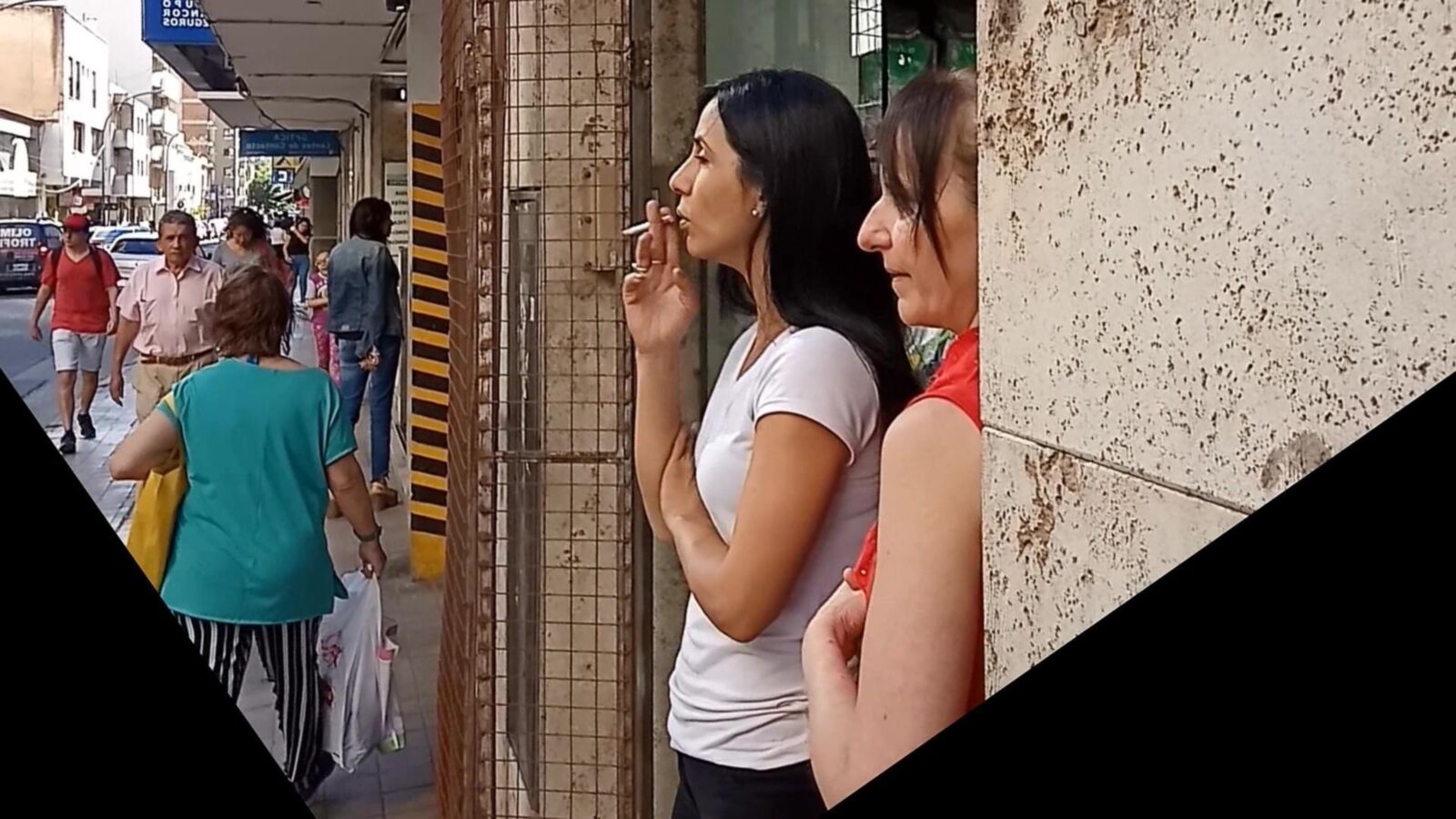 Smoking Candid Girl 02