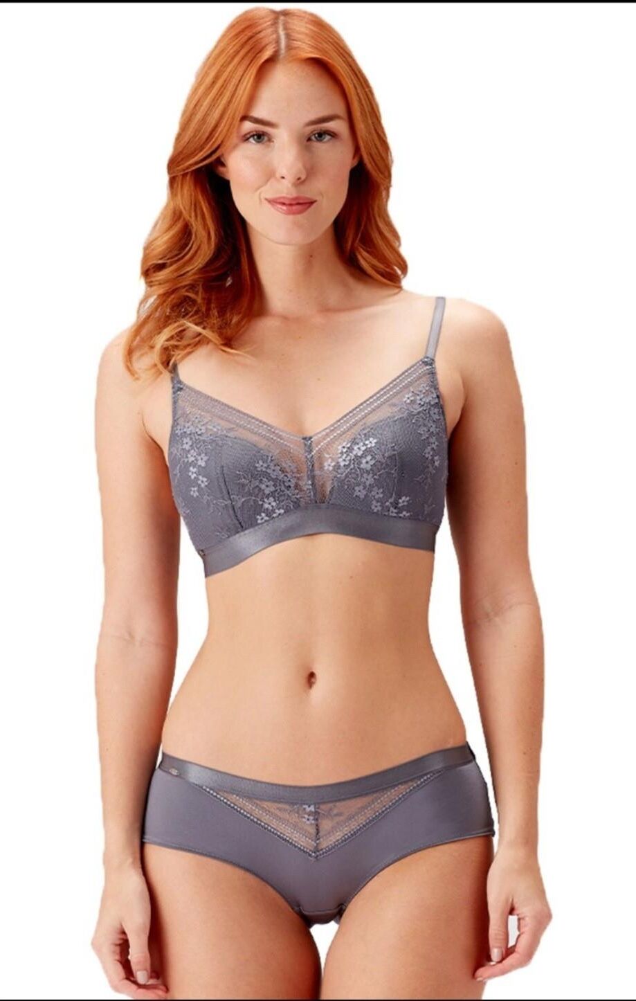 Mistura de lingerie e biquíni