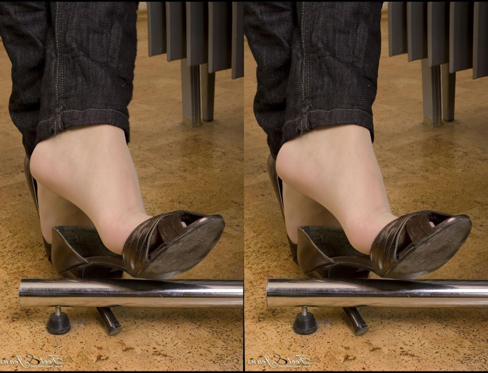 3D Cross-Eye SBS Feet 12