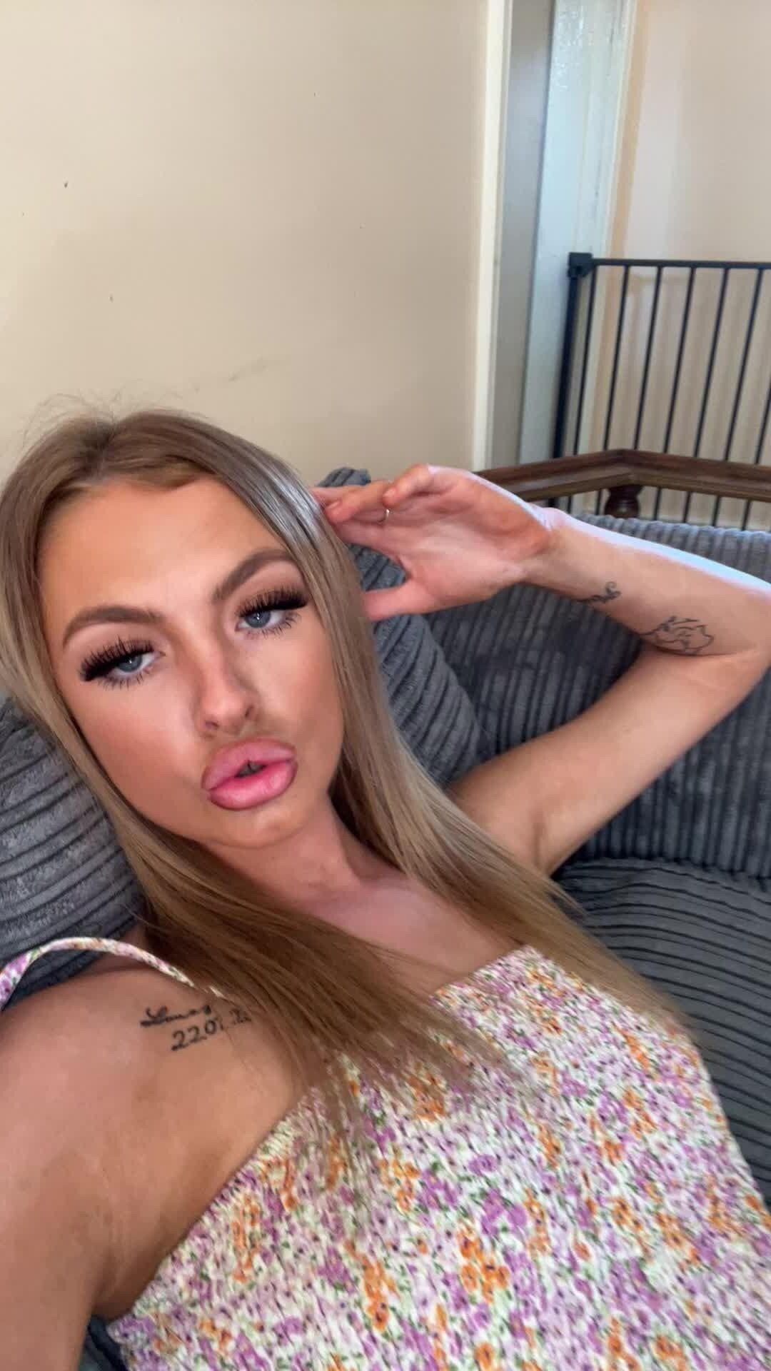 Sarah Fuckable hipersexualizada Chav Chavs