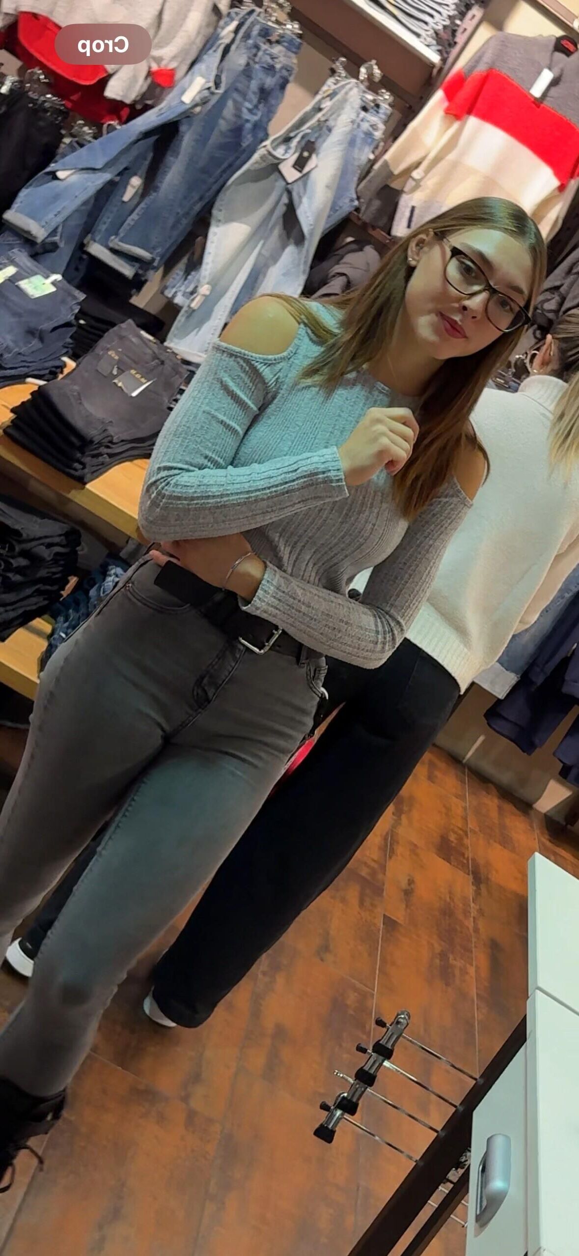  Random candid Girls in Jeans