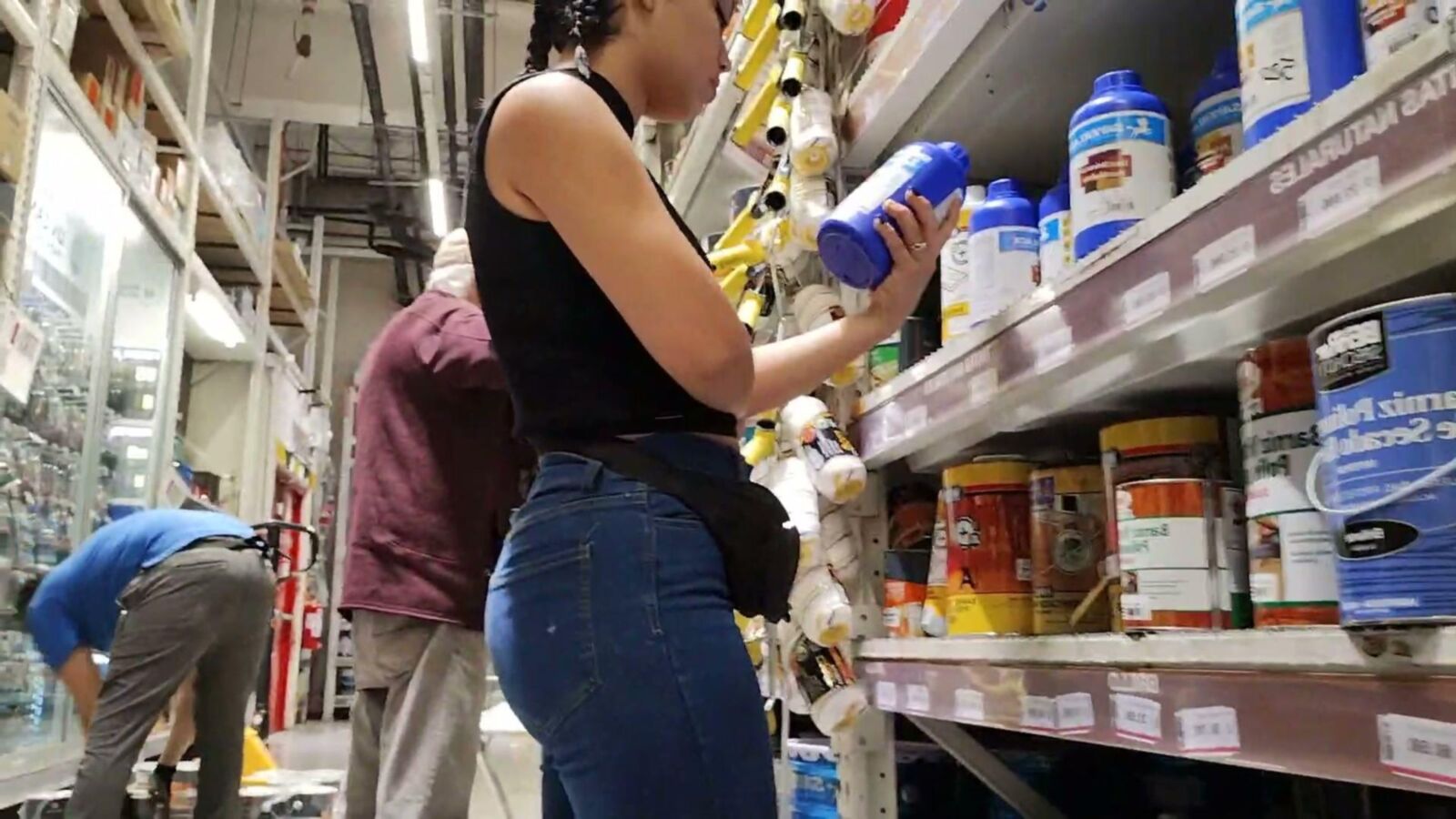  Random candid Girls in Jeans