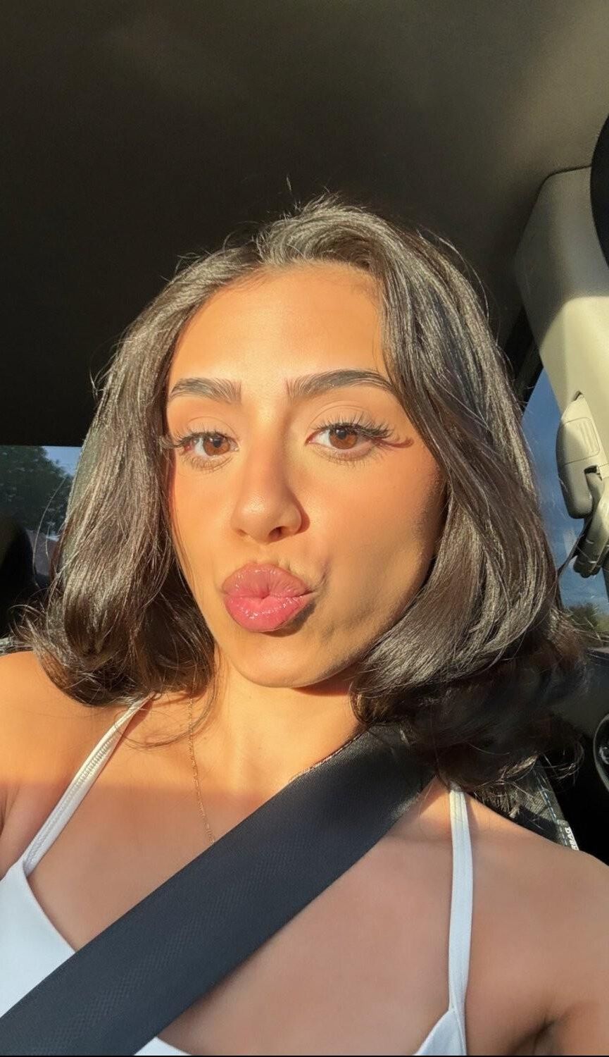 Pretty petite latina face to cum to