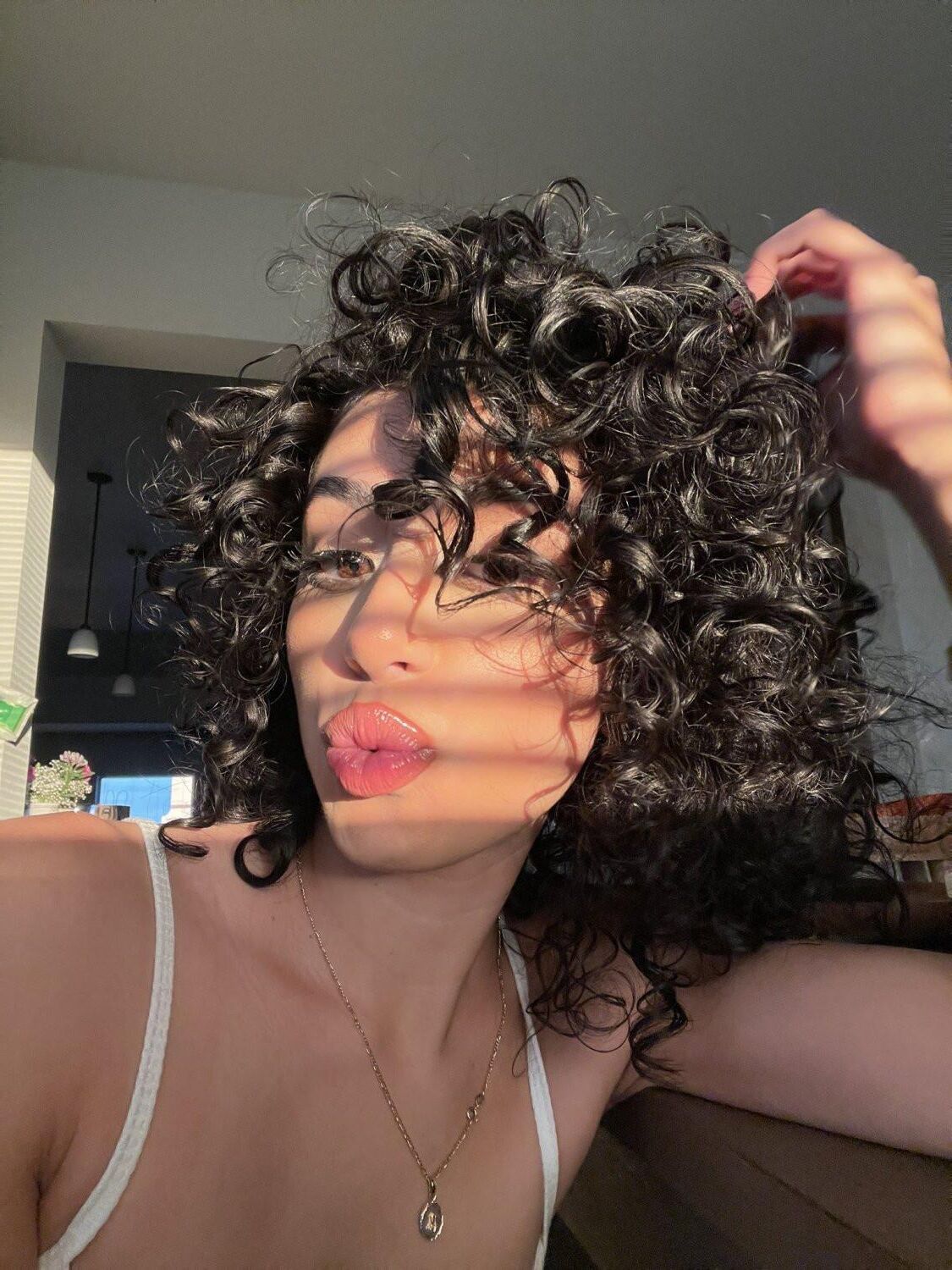 Pretty petite latina face to cum to