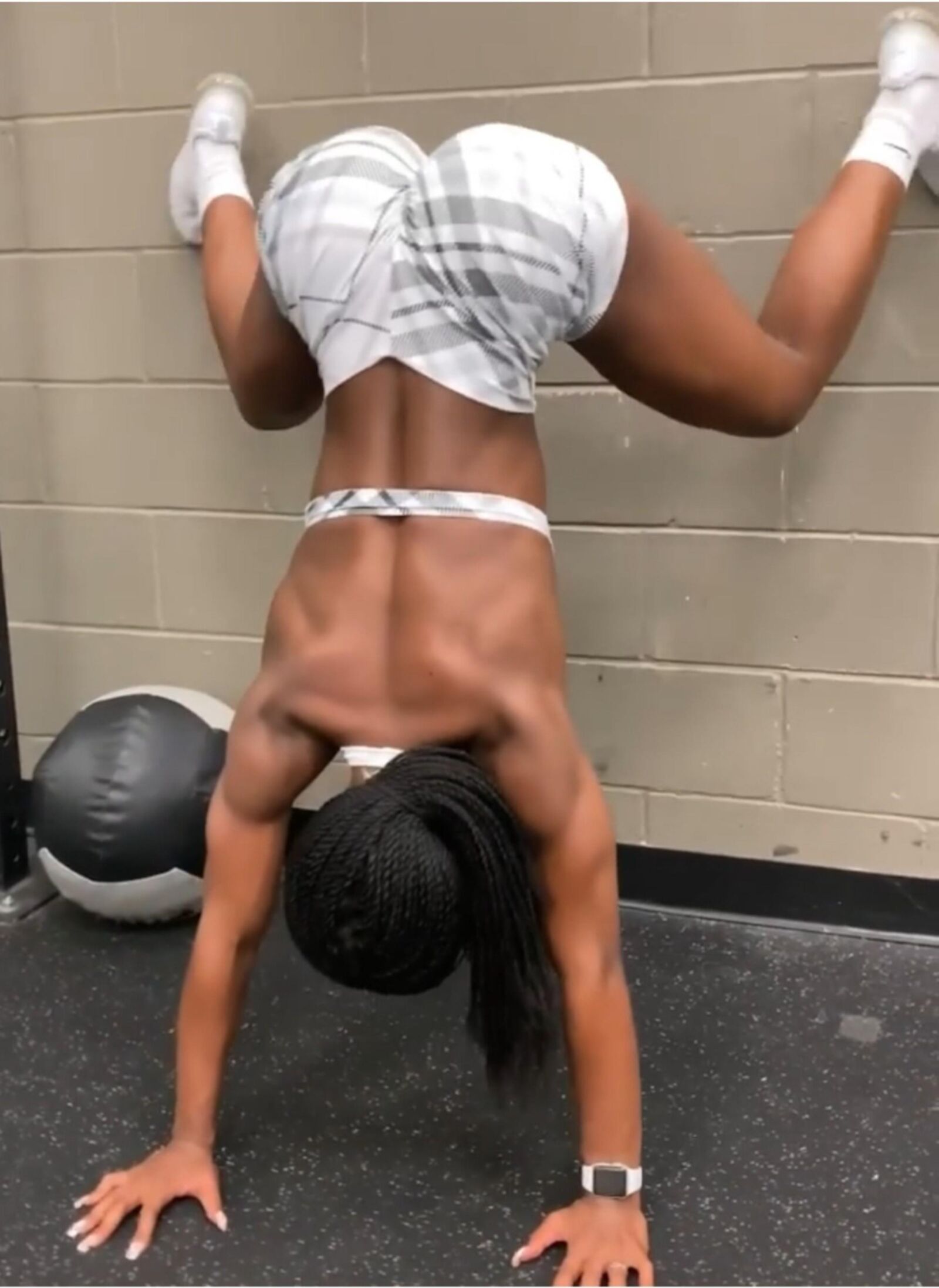 big booty ébène chienne destin