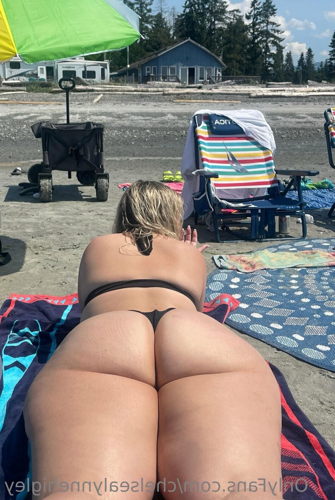 Chealsea Huge Ass Gorgeous Blonde BBW Milf Mixed Hot Shots