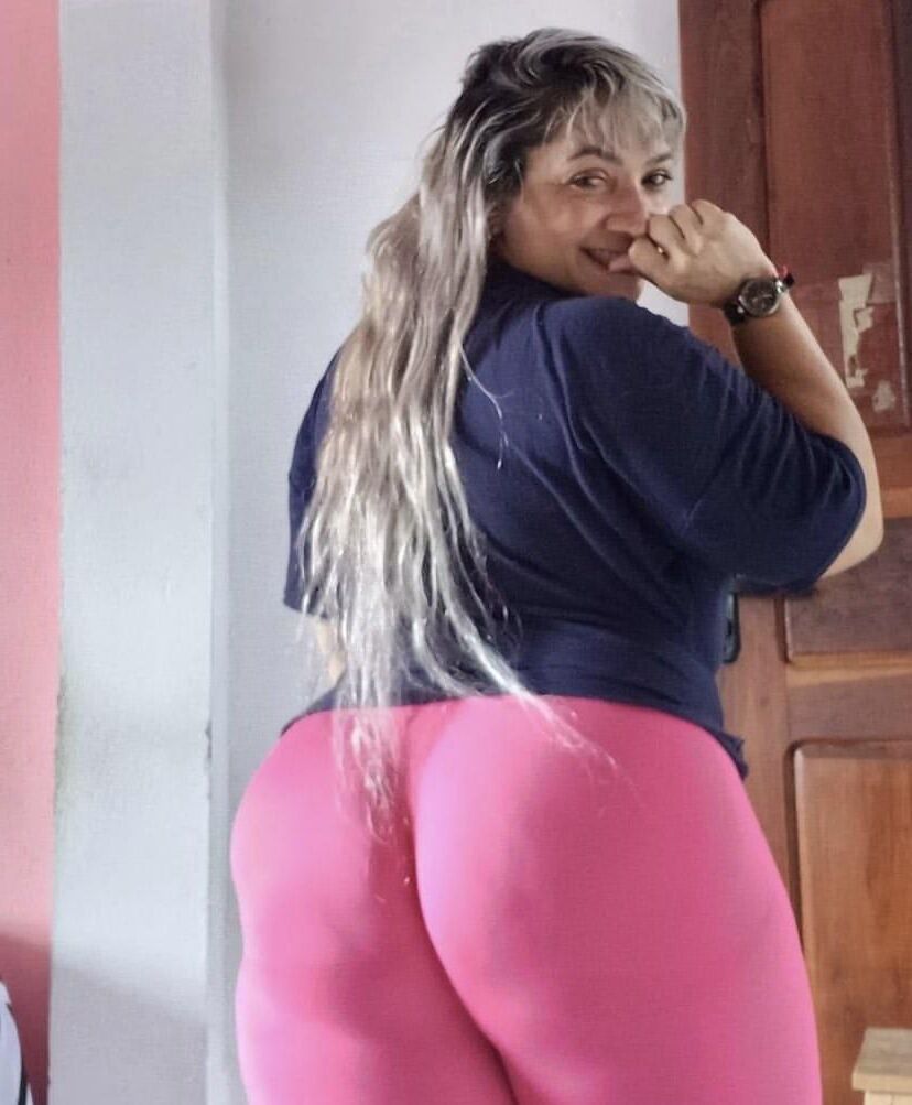 Thick Thigh Latina Culona Milf Marcia Nuñez