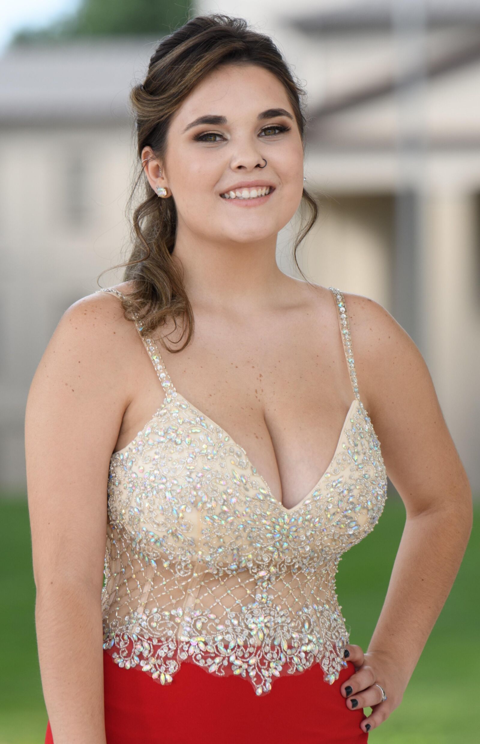 Web Findings, Teen Tit and Ass Sluts in Formal Dresses 