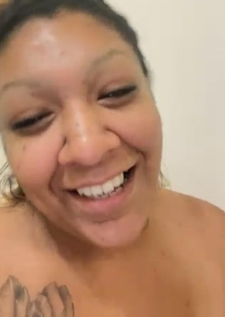 CHINA LOCA SHOWER PICS FOR ME