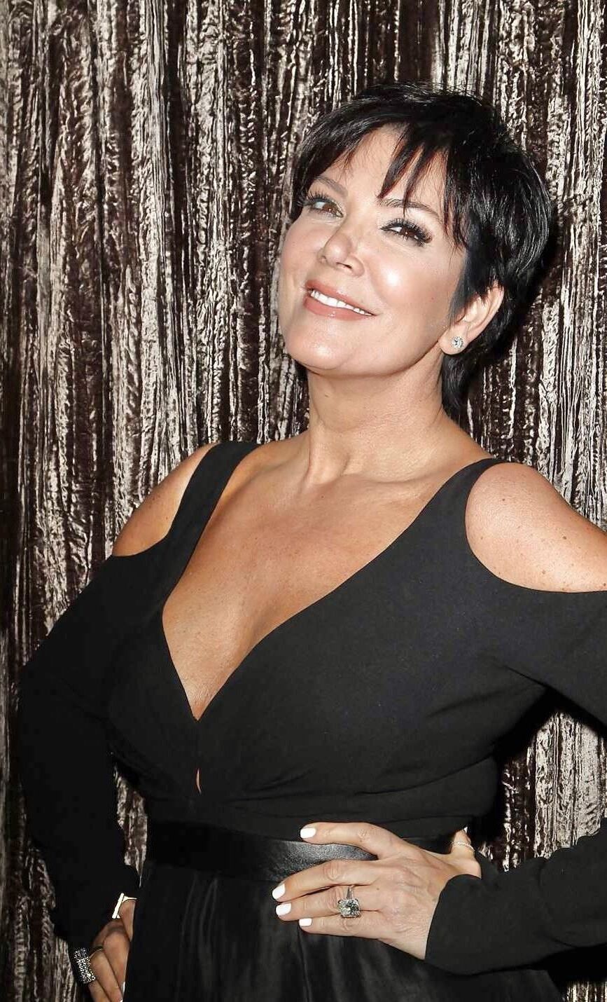 Big Tits Fat Ass GILF Kris Jenner, the Mom of all MILF