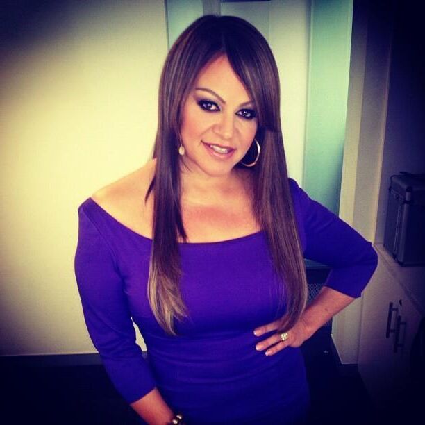 Nails Jenni Rivera