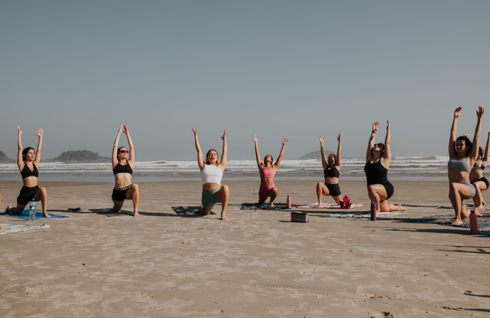 ...,,,....BEACH YOGA..... PHOTOS DE SURF YOGA CHAUD