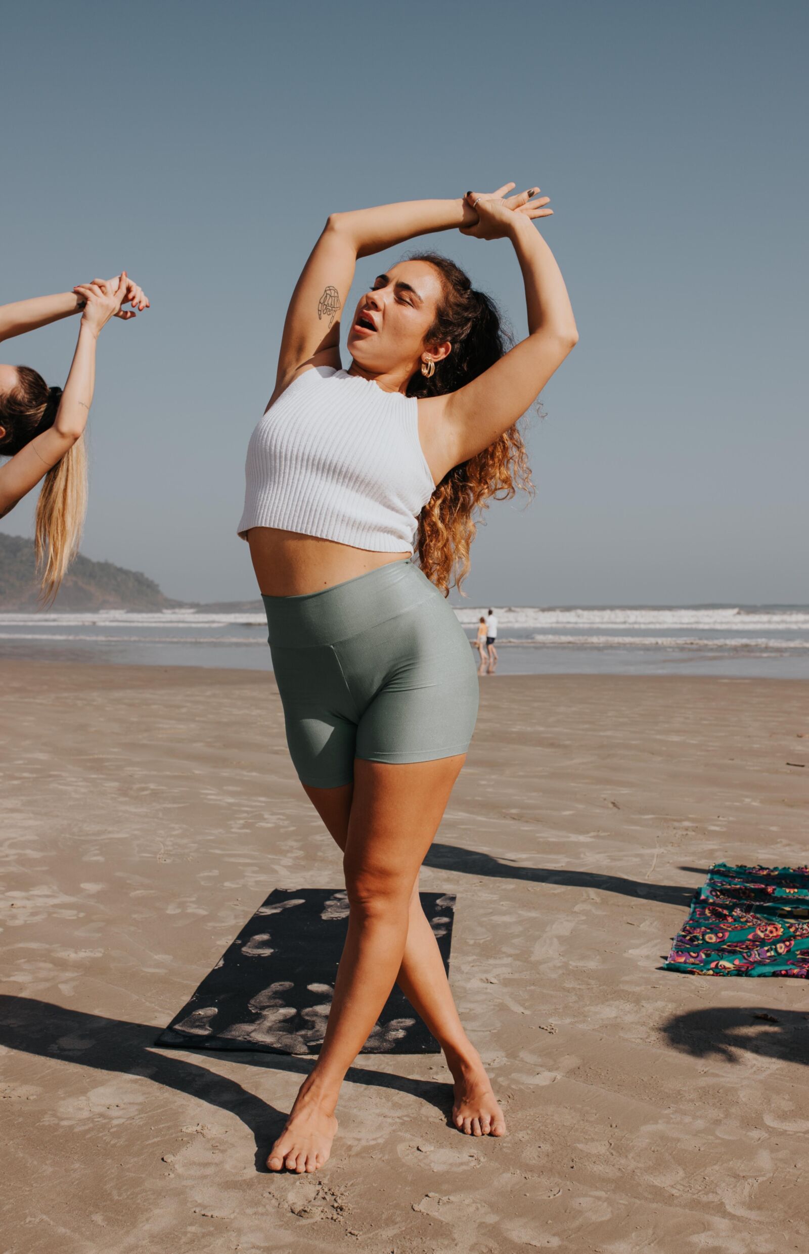 ...,,,....BEACH YOGA..... PHOTOS DE SURF YOGA CHAUD