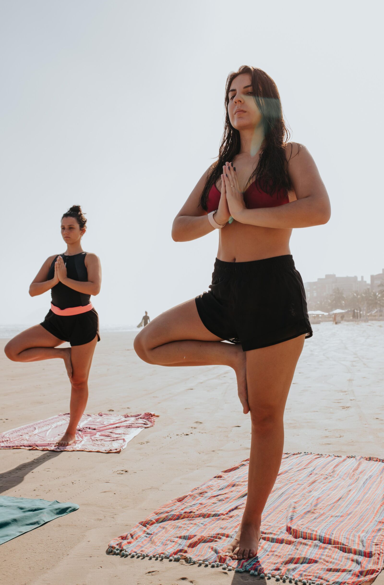 ...,,,....BEACH YOGA..... PHOTOS DE SURF YOGA CHAUD