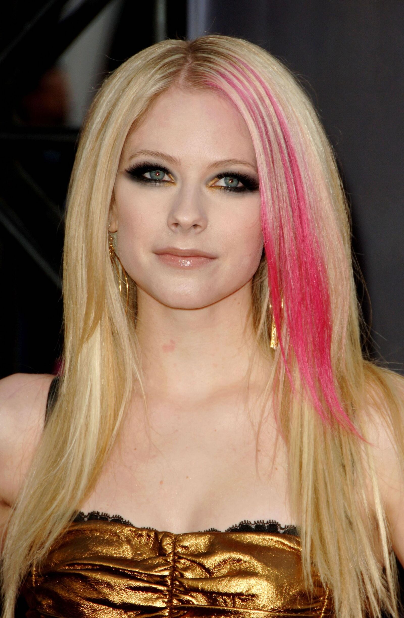 Avril Lavigne é a garota mais bonita de todas