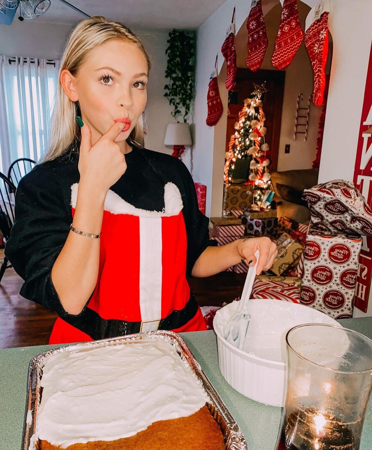 Avance navideño de Jordyn Jones.