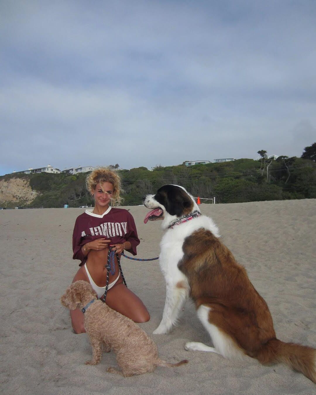 Chicas con sus perros hazaña Claire.