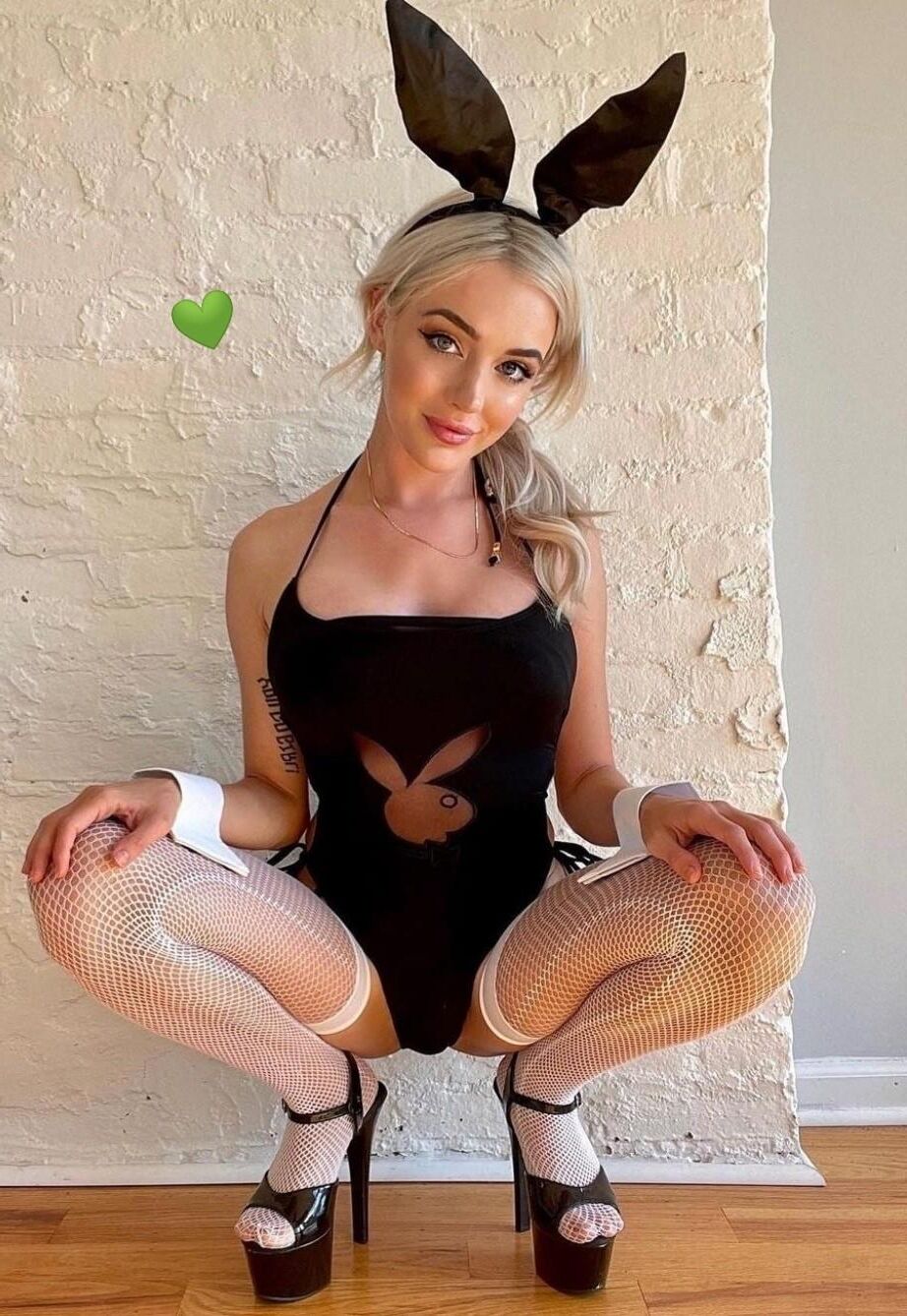 Costume Sluts, Bunnies .