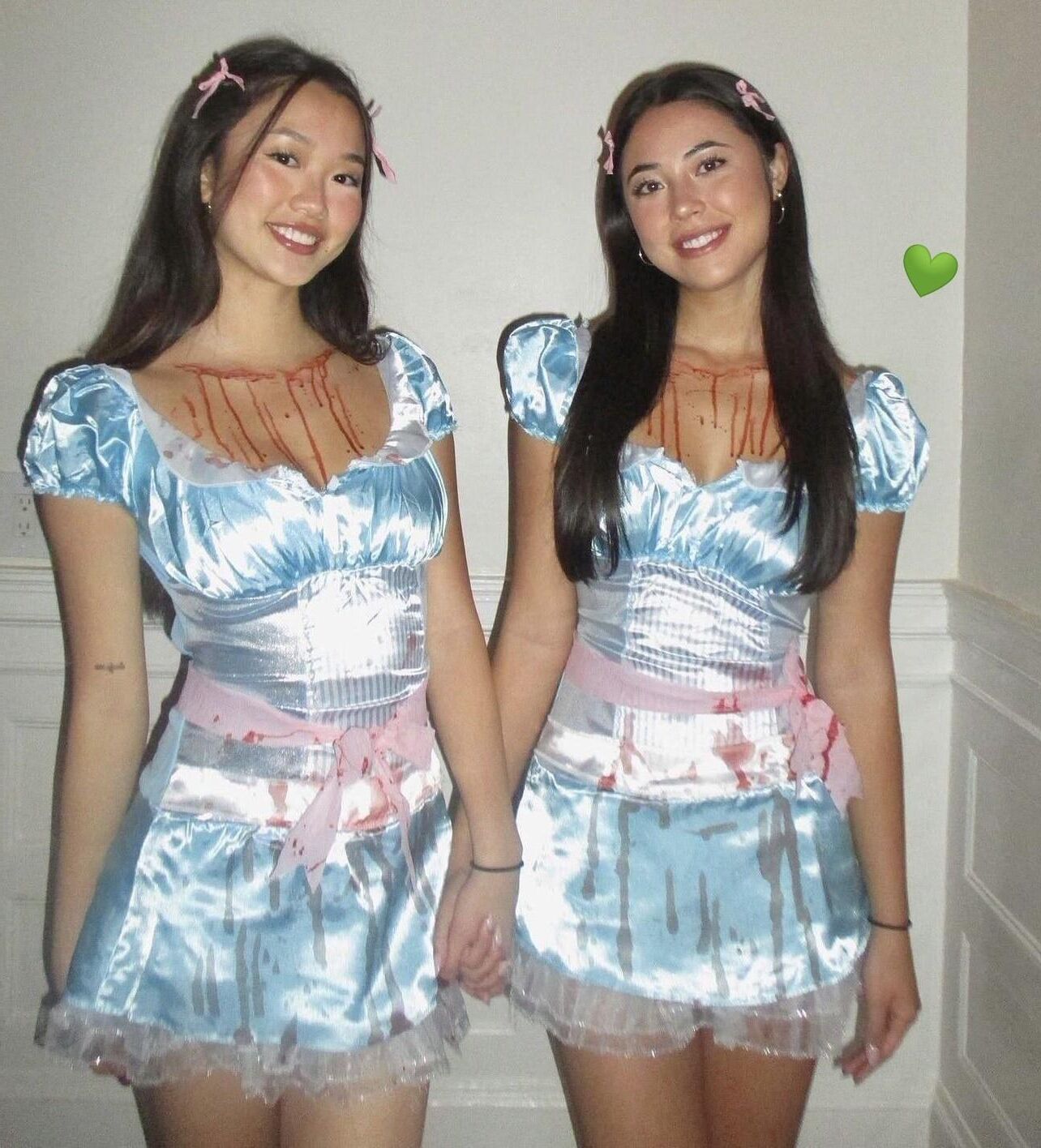 Costume Sluts, Shinning Twins.