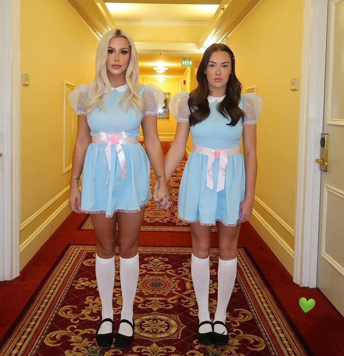 Costume Sluts, Shinning Twins.