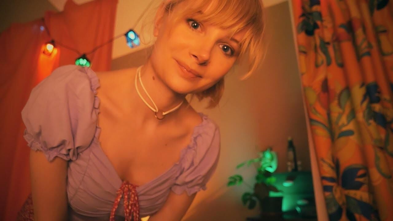 Blue Whisper ASMR-Zufallsbilder