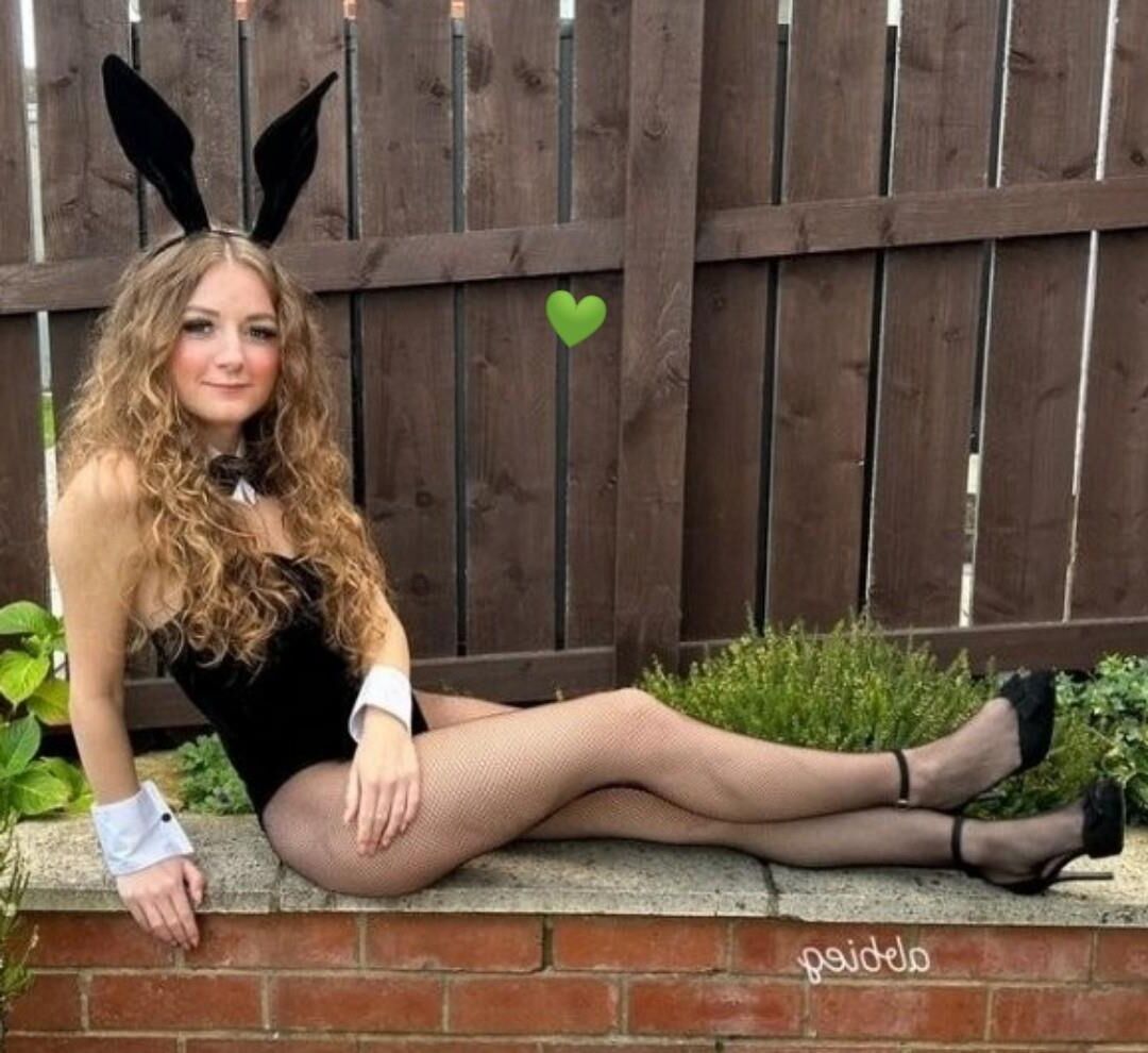 Costume Sluts, Bunnies .