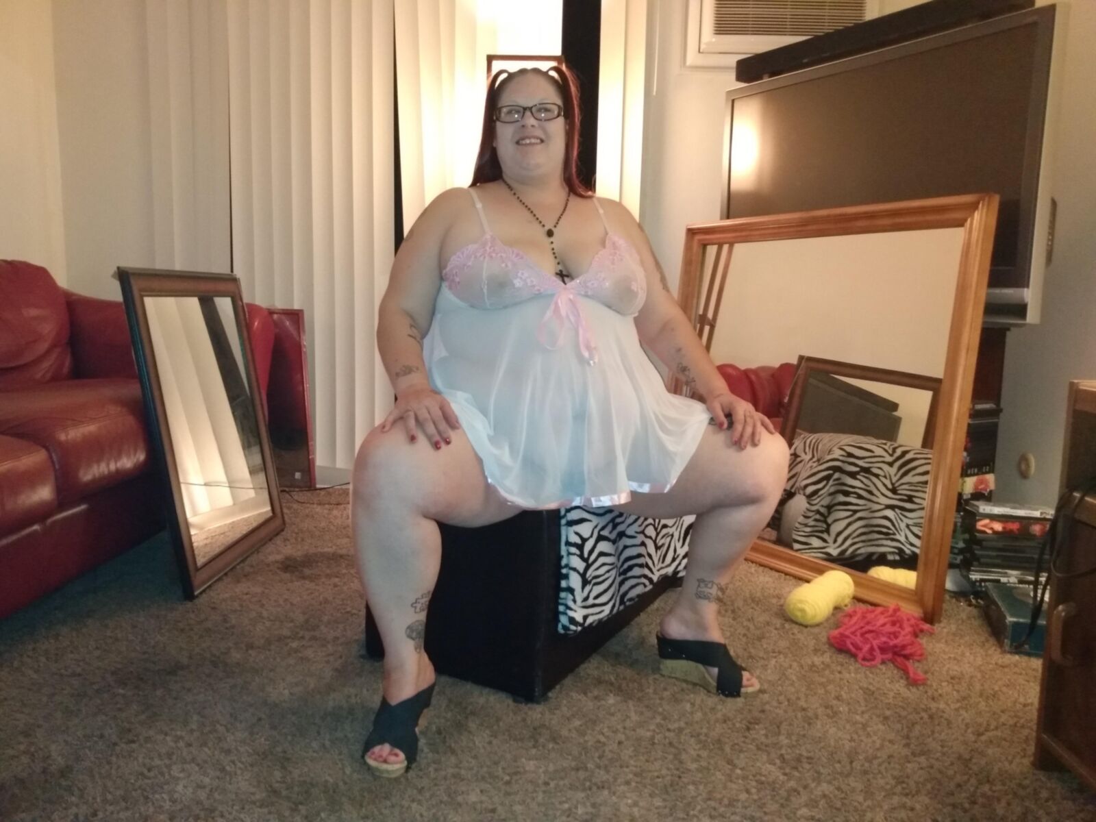 BBW brat PoppyJay lingerie and mirrors 