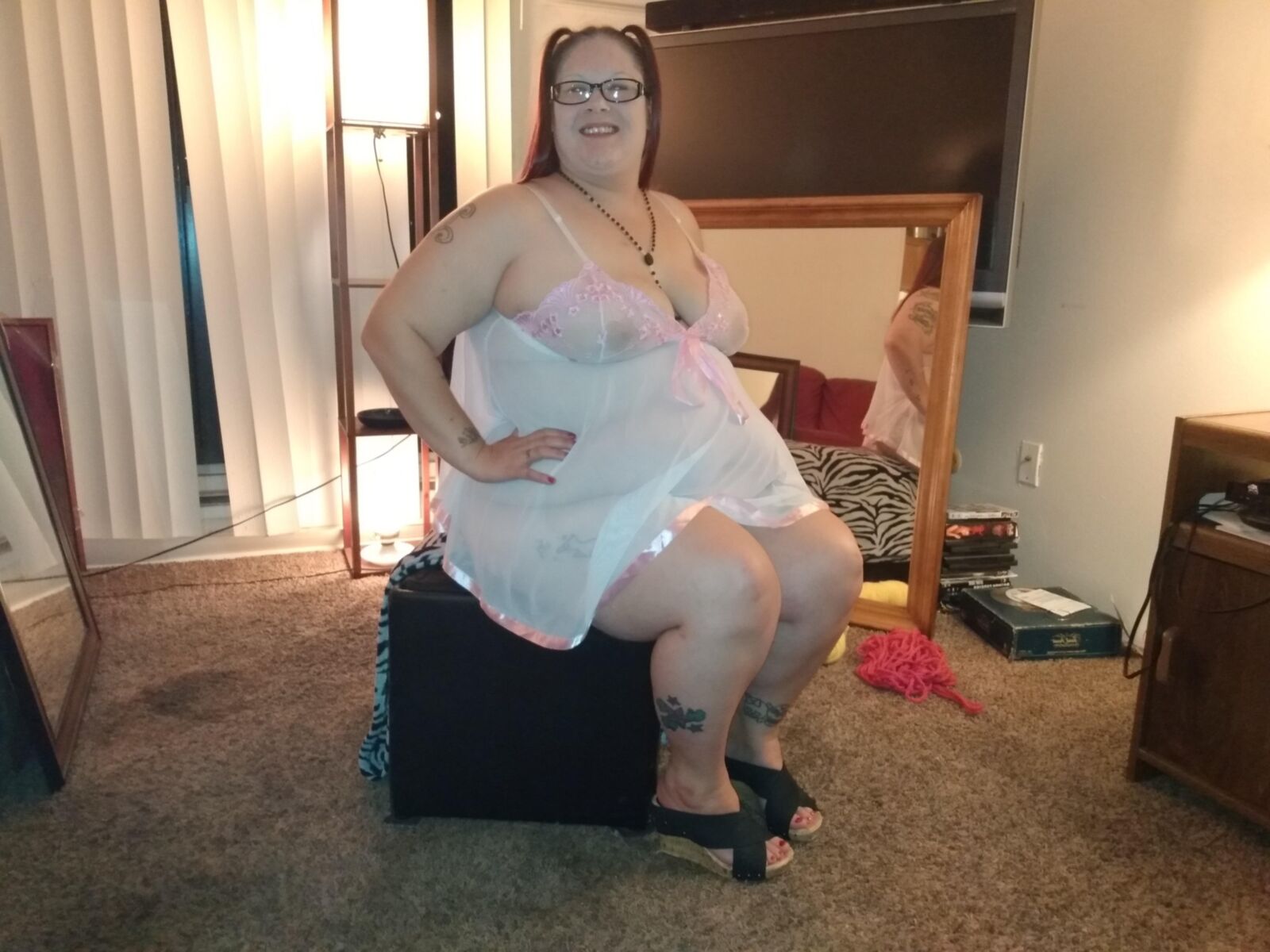 BBW brat PoppyJay lingerie and mirrors 