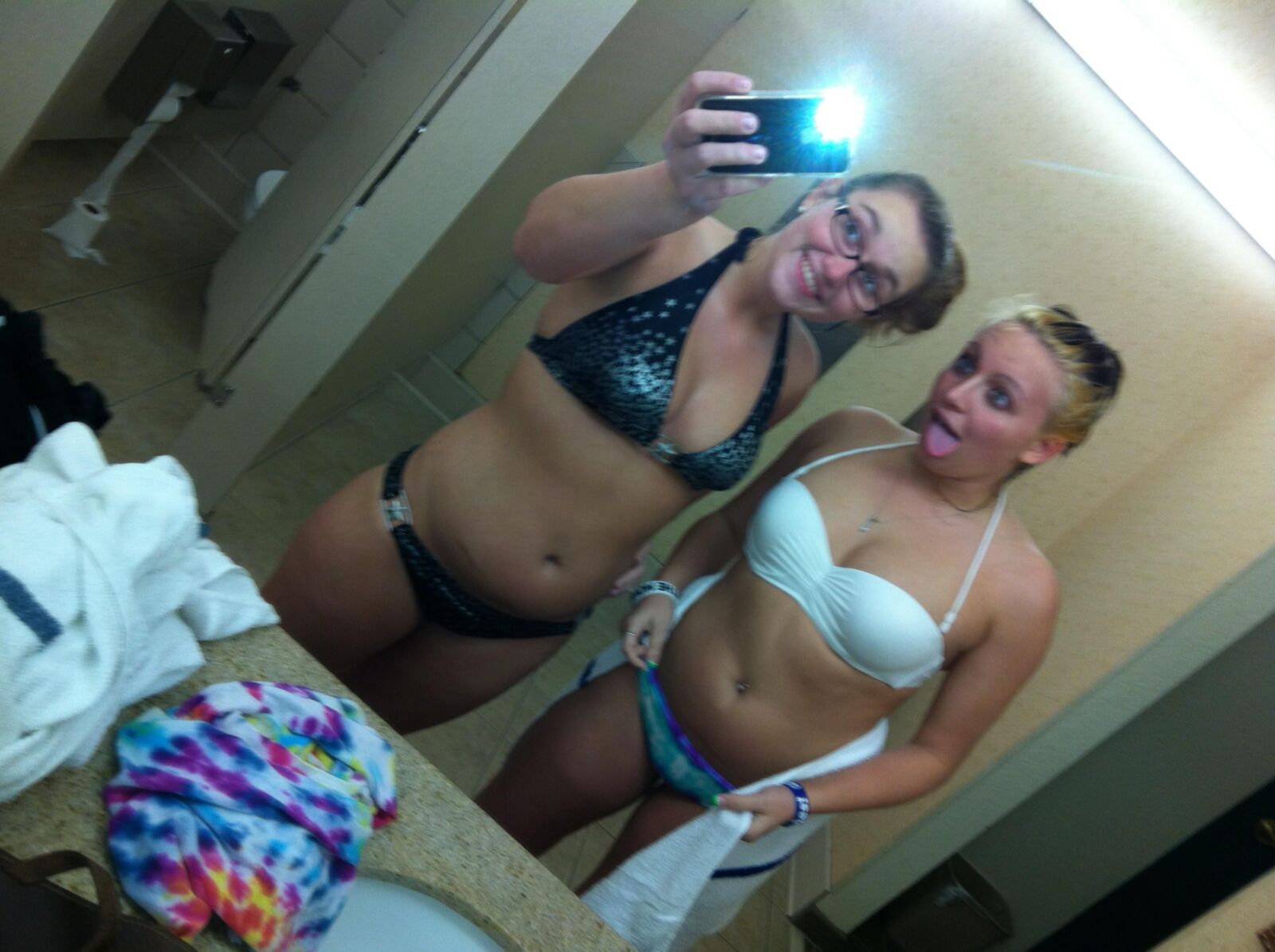 American college girlfriend selfie undies and nudes