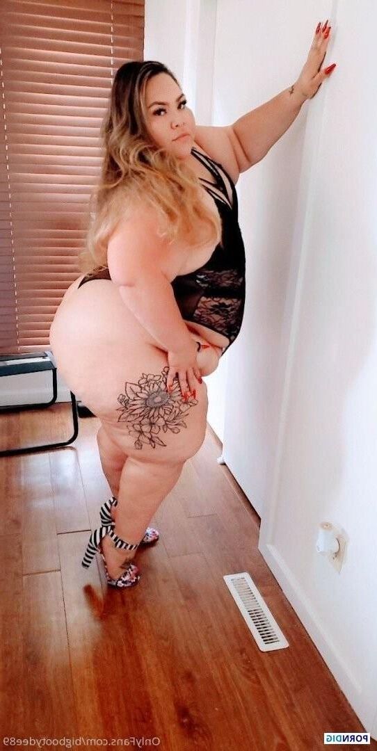 Dee the Fat Ass Latina Slut