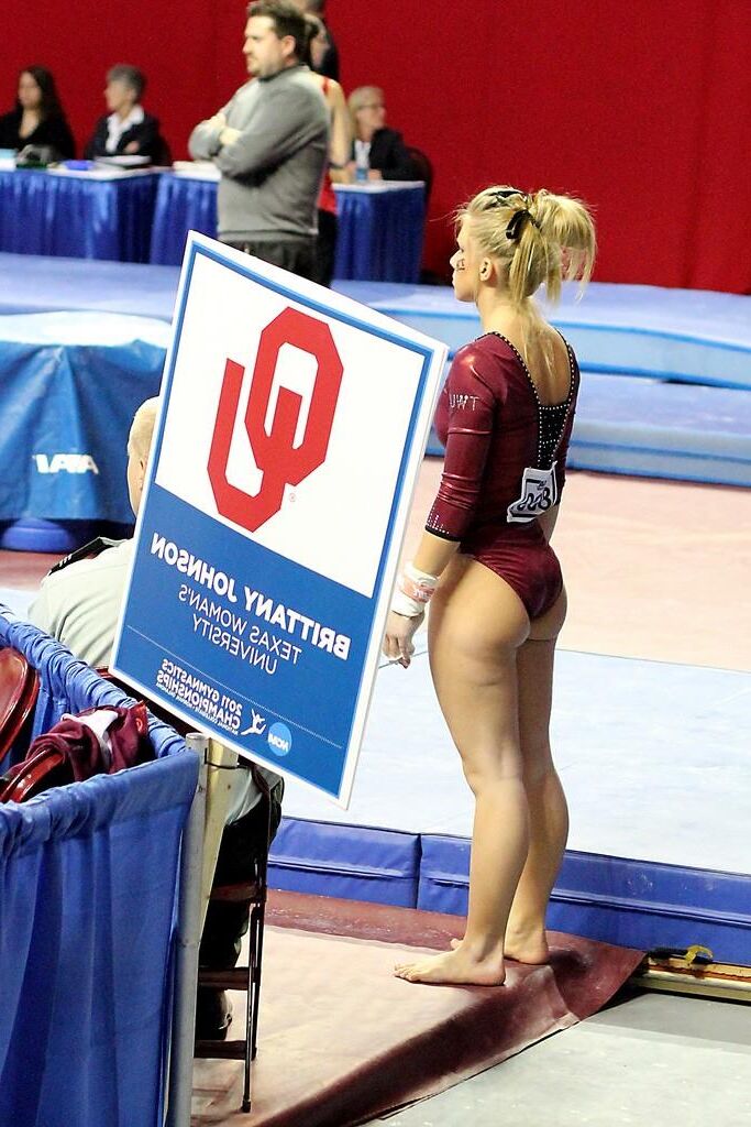 Juicy Gymnastics Asses 