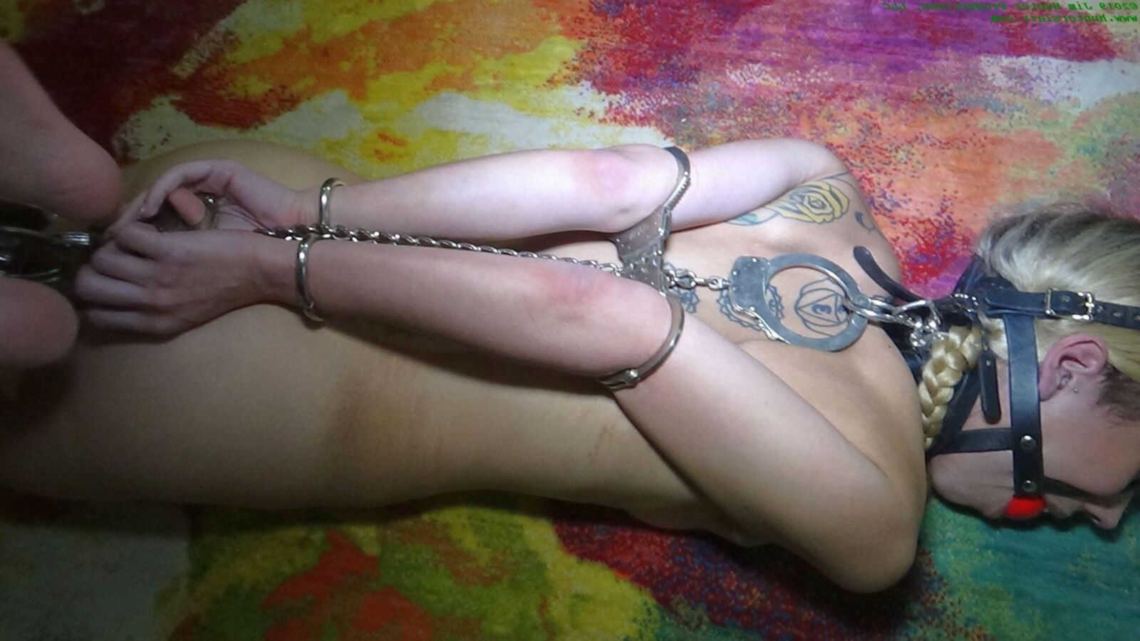 _handcuff_GarnetRose